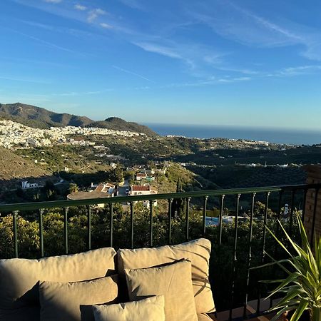 Villa En Frigiliana Con Piscina, Jacuzzi Y Espectaculares Vistas Екстер'єр фото