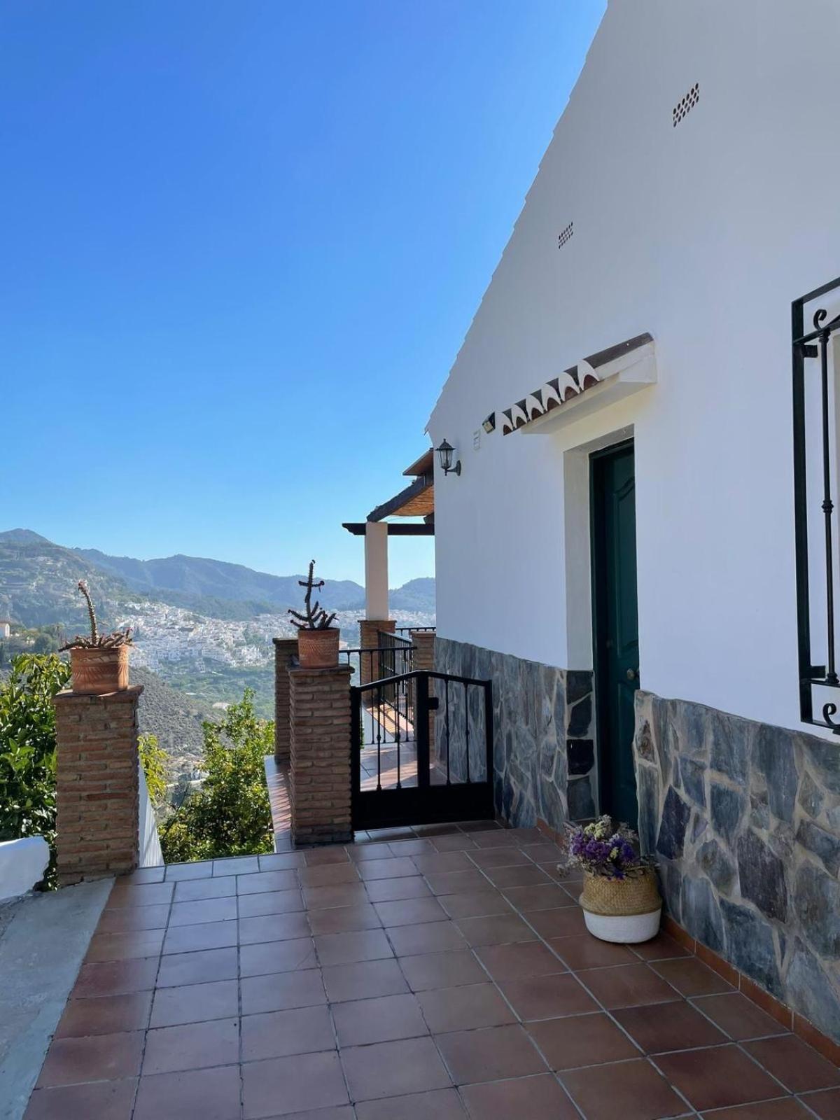 Villa En Frigiliana Con Piscina, Jacuzzi Y Espectaculares Vistas Екстер'єр фото