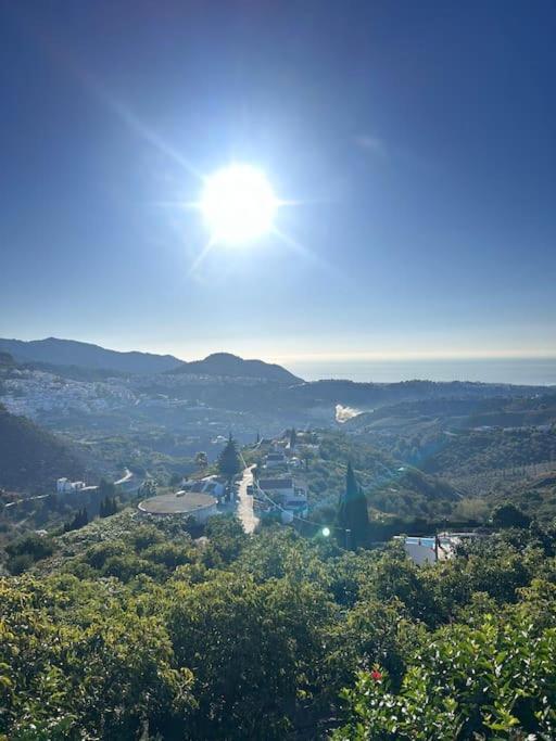 Villa En Frigiliana Con Piscina, Jacuzzi Y Espectaculares Vistas Екстер'єр фото