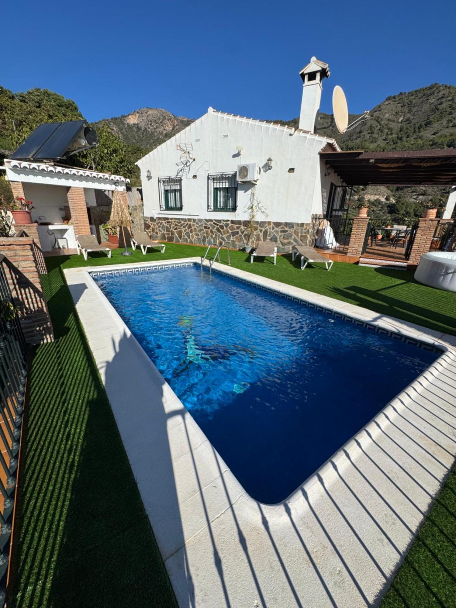 Villa En Frigiliana Con Piscina, Jacuzzi Y Espectaculares Vistas Екстер'єр фото